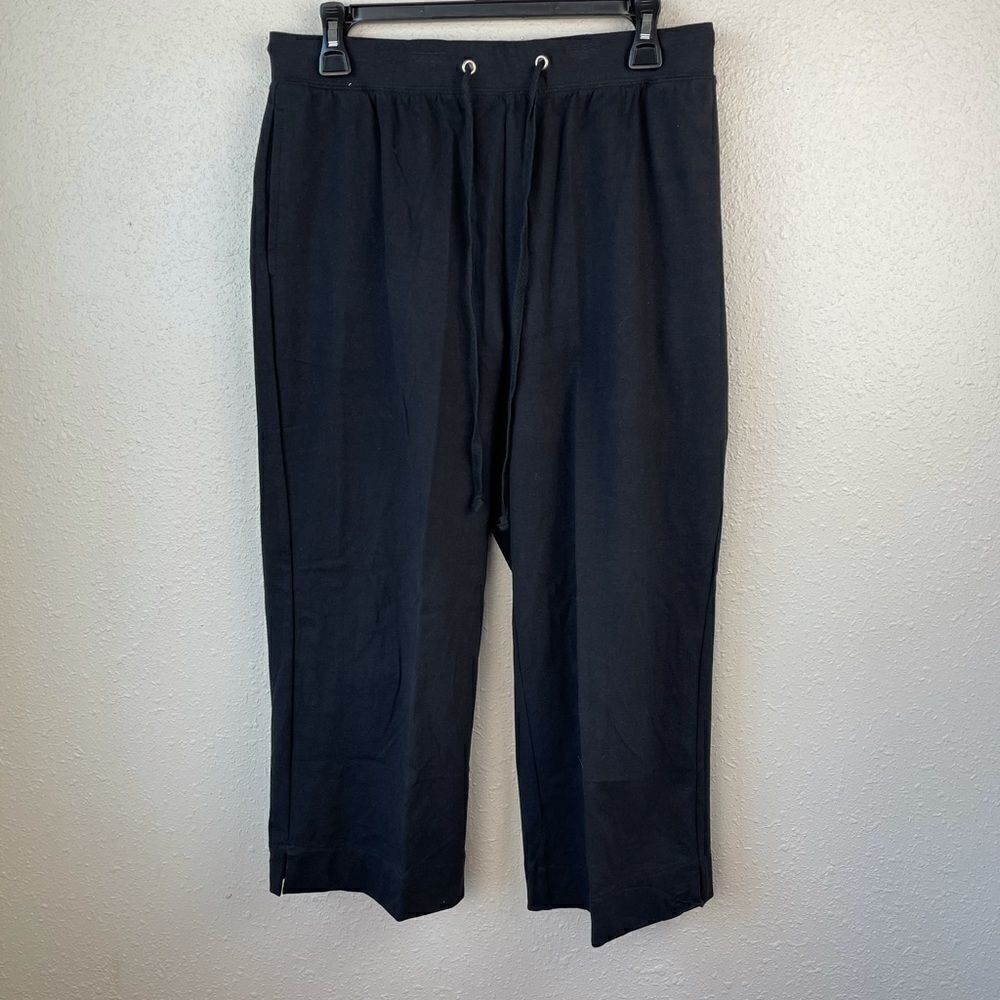 Jennifer Moore Black Cropped Sweat Pants EUC